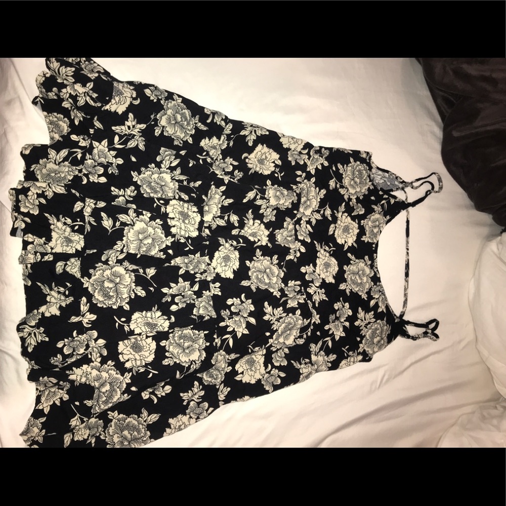 brandy melville flowy floral dress